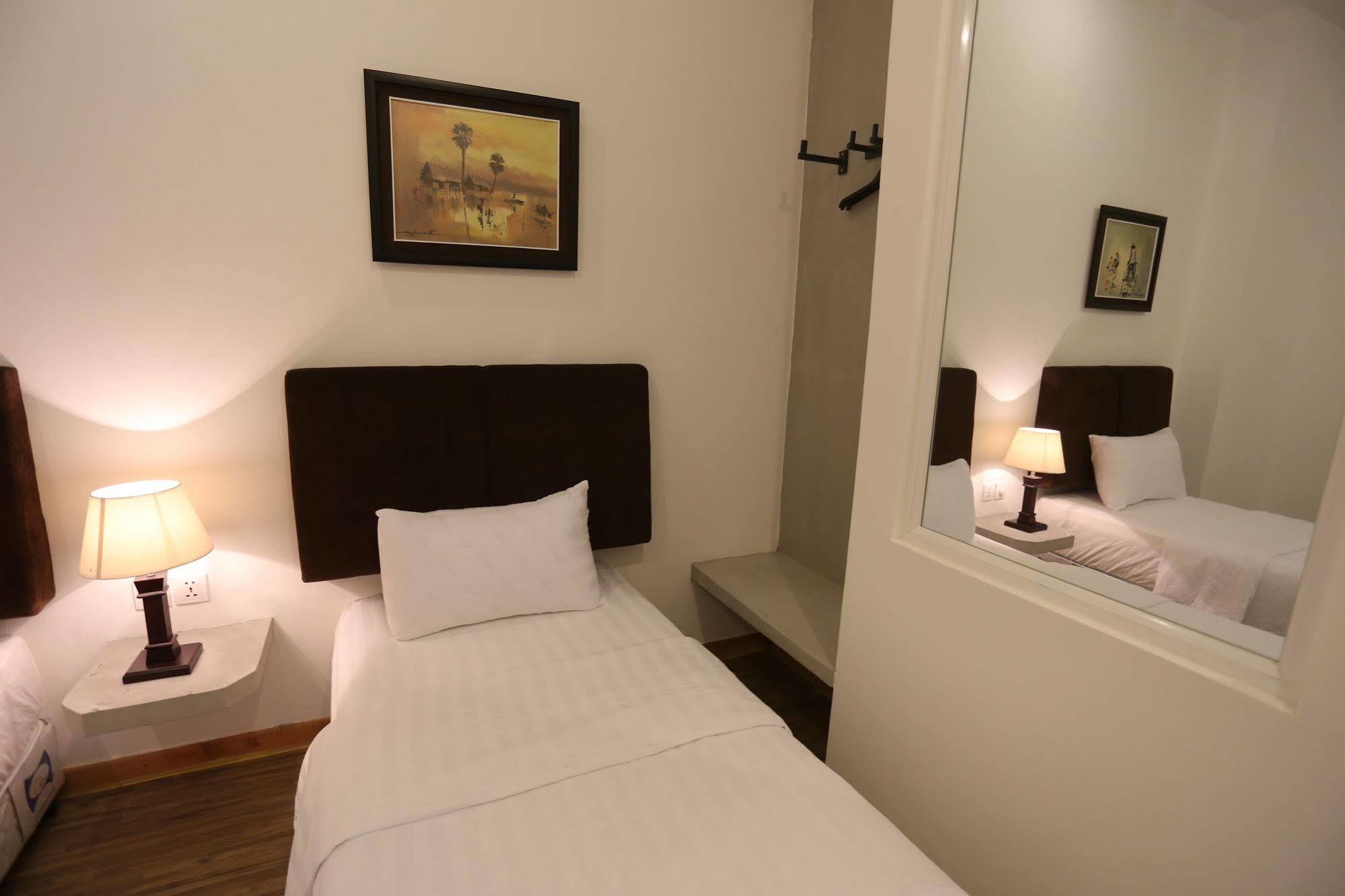 Secrets Hotel Cambodia Phnom Penh Ngoại thất bức ảnh